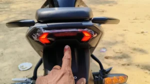 Hero Xtreme 160R Combat Edition — bold design, advanced tech, ride modes, and strong performance. A perfect street bike for 2025 riders!