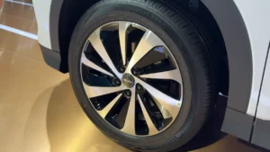 BYD Seal U: The Plug-In Hybrid SUV That Finally Solves India's EV Anxiety