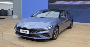 Next-Gen Sedan Unveiled: The 2025 Hyundai Elantra